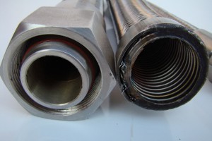 Końcówki węży metalowych